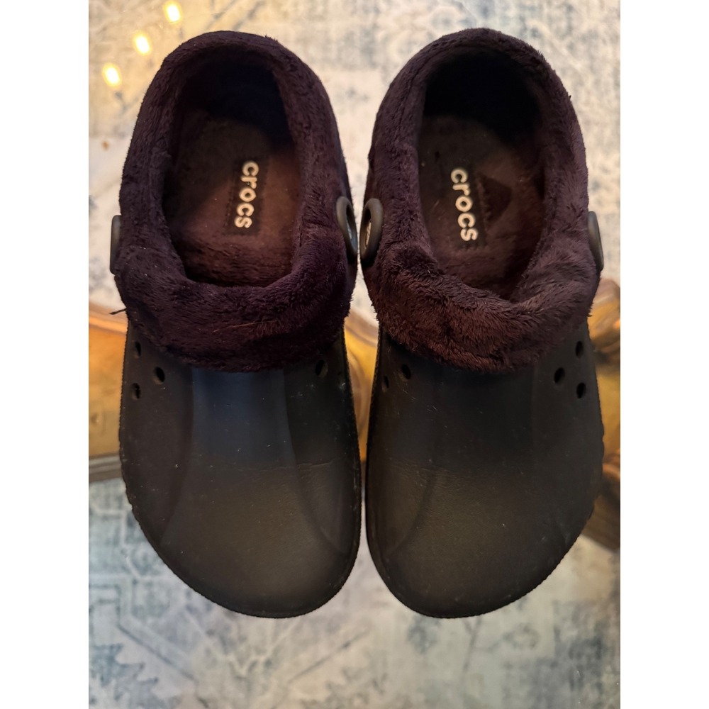 Crocs Mammoth Black Faux Fur Lined Clogs Slip On Shoes Mens 6 Womens 8 - Picture 2 of 9